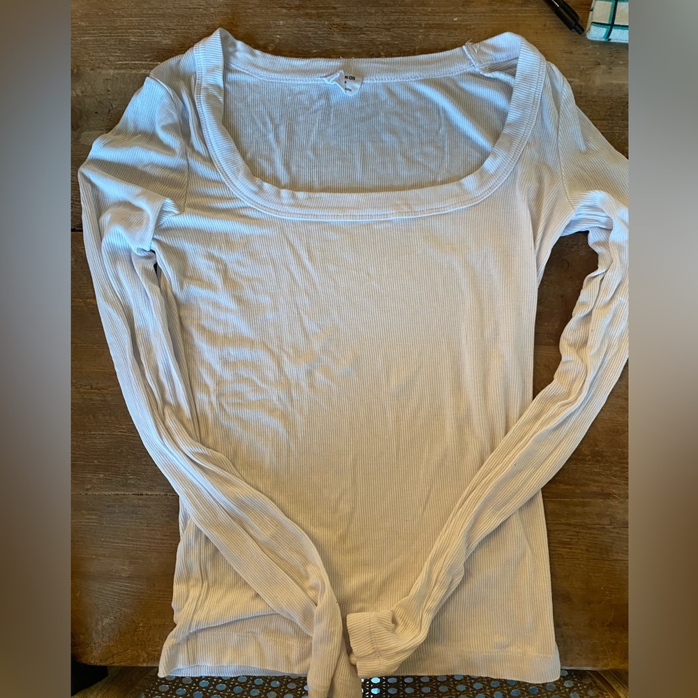 Gently used cotton on lounge long sleeve